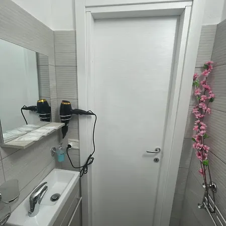 Titti House * Neapel